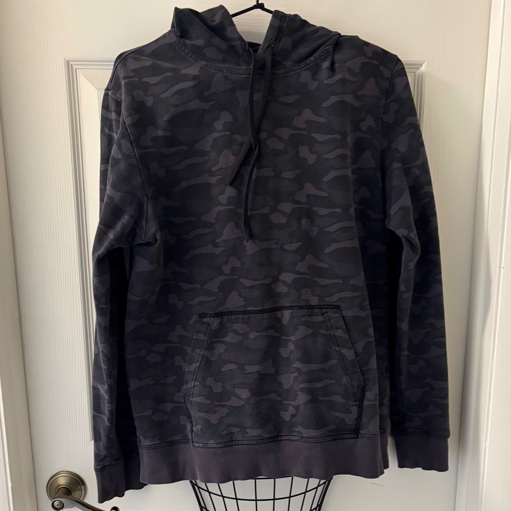 Slate & Stone Camo Pullover Hoodie Men's Large Gray Black Sweatshirt